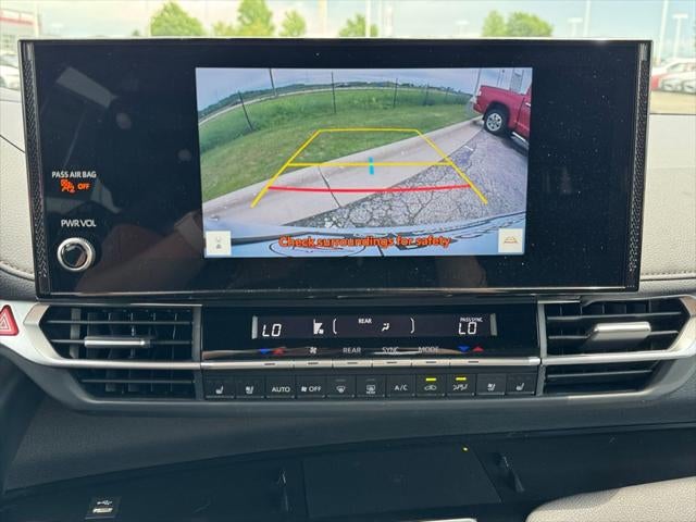 2025 Toyota Sienna Limited 7 Passenger