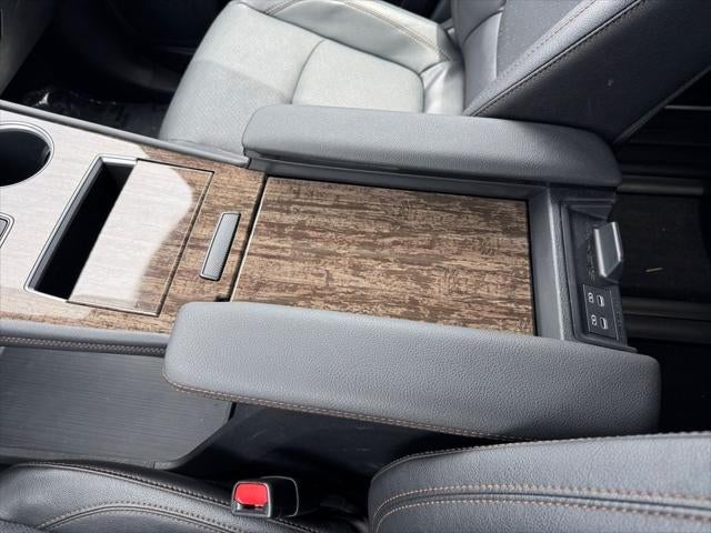 2025 Toyota Sienna Limited 7 Passenger