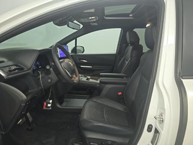 2025 Toyota Sienna Limited 7 Passenger