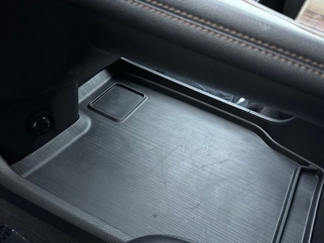 2025 Toyota Sienna Limited 7 Passenger
