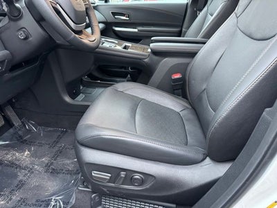 2025 Toyota Sienna Limited 7 Passenger