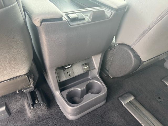 2023 Toyota Sienna Limited 7 Passenger