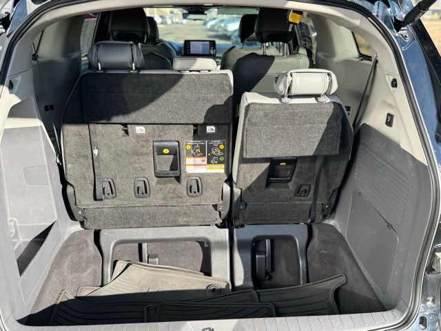 2023 Toyota Sienna Limited 7 Passenger