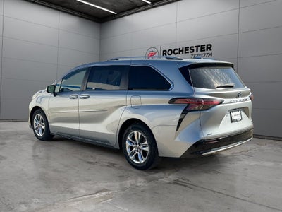 2023 Toyota Sienna Limited 7 Passenger