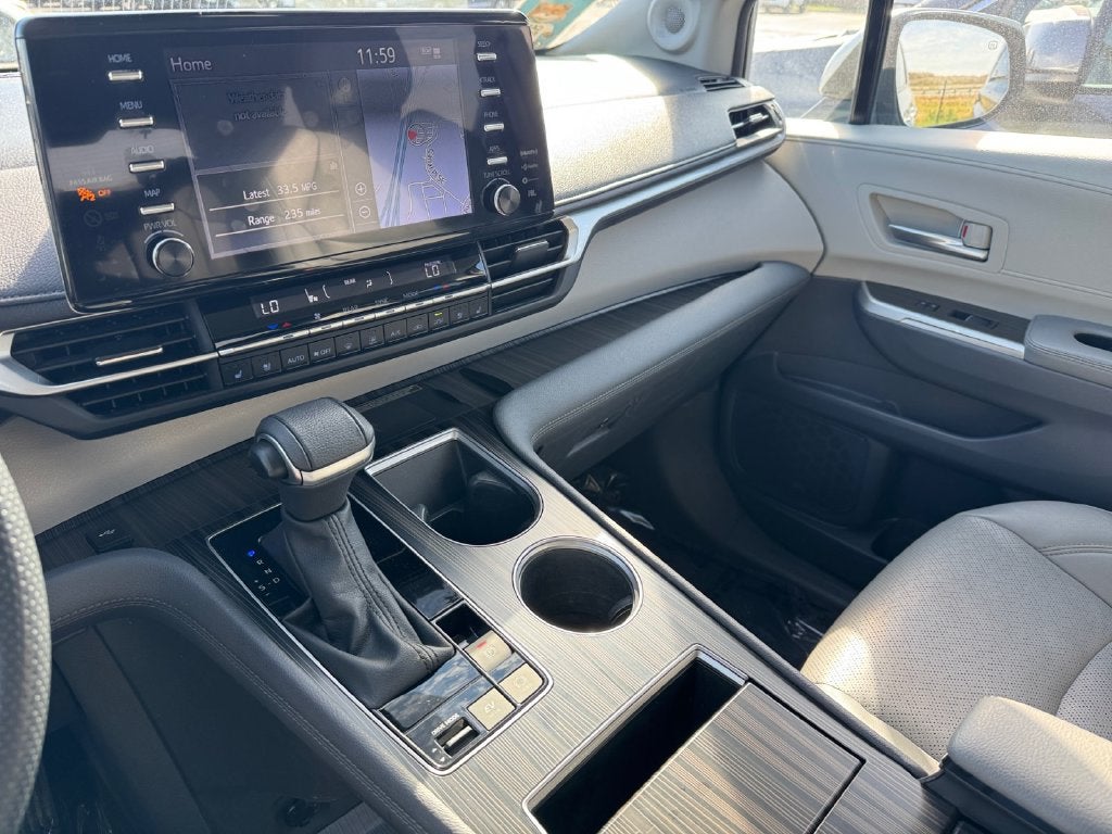 2023 Toyota Sienna Limited 7 Passenger