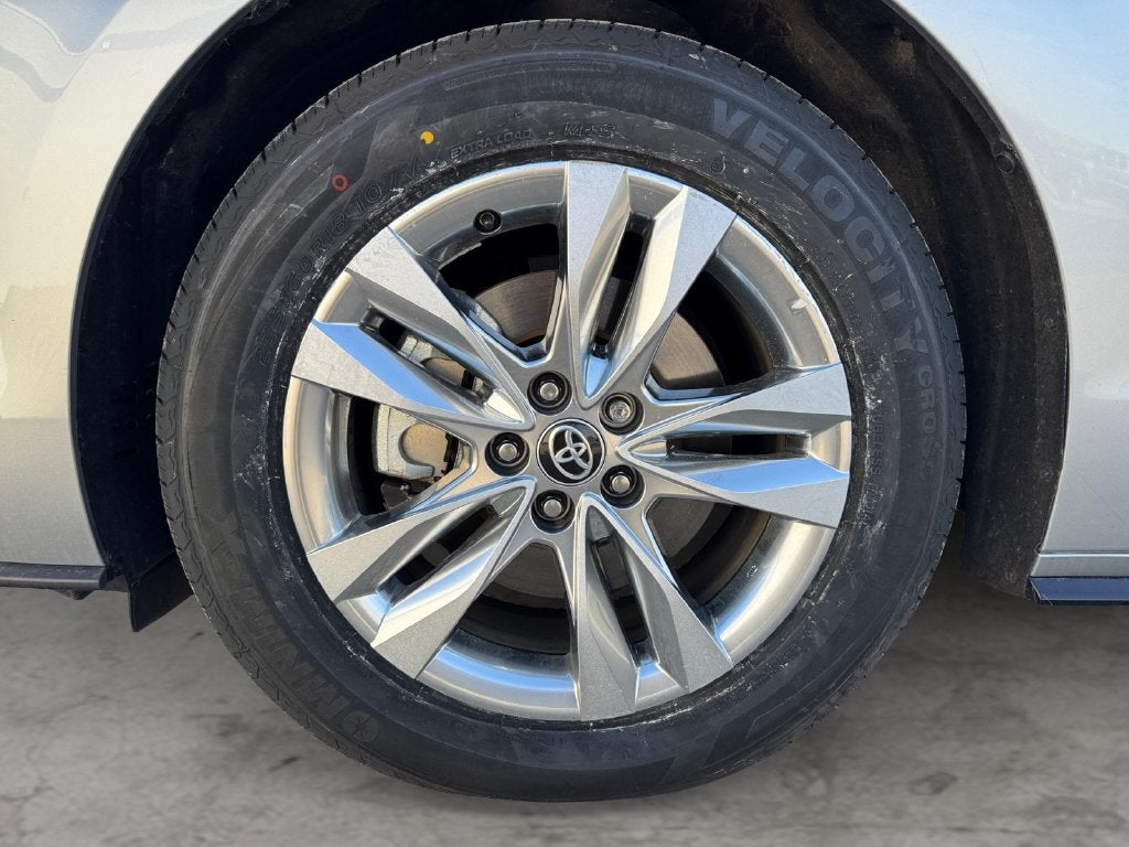 2023 Toyota Sienna Limited 7 Passenger