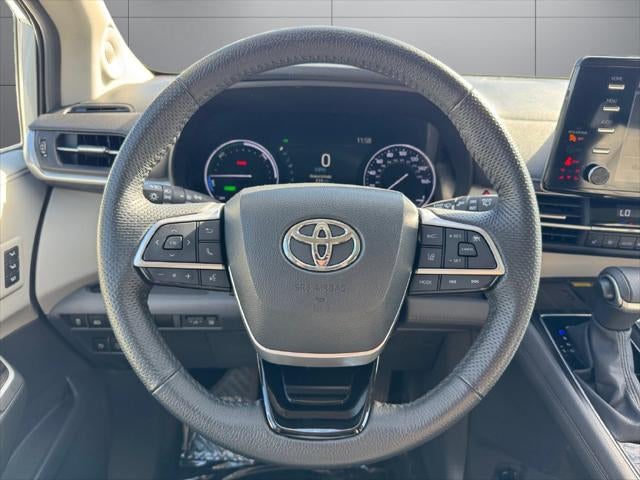 2023 Toyota Sienna Limited 7 Passenger