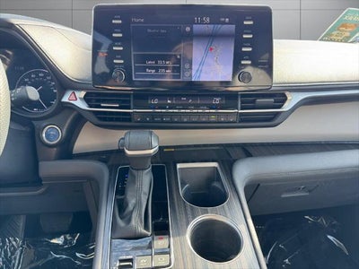 2023 Toyota Sienna Limited 7 Passenger