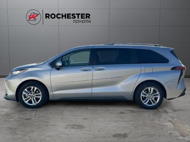 2023 Toyota Sienna Limited 7 Passenger