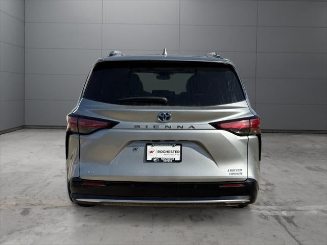 2023 Toyota Sienna Limited 7 Passenger