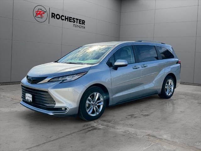 2023 Toyota Sienna Limited 7 Passenger