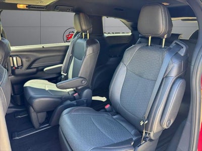 2025 Toyota Sienna Limited 7 Passenger
