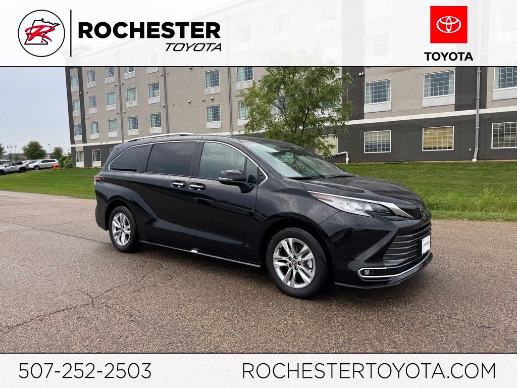 2026 Toyota Sienna Limited 7 Passenger
