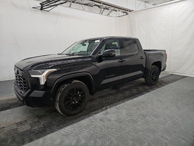 2023 Toyota Tundra SR5 4WD