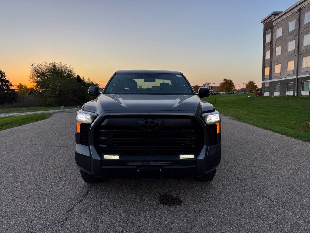2025 Toyota Tundra SR5 4WD