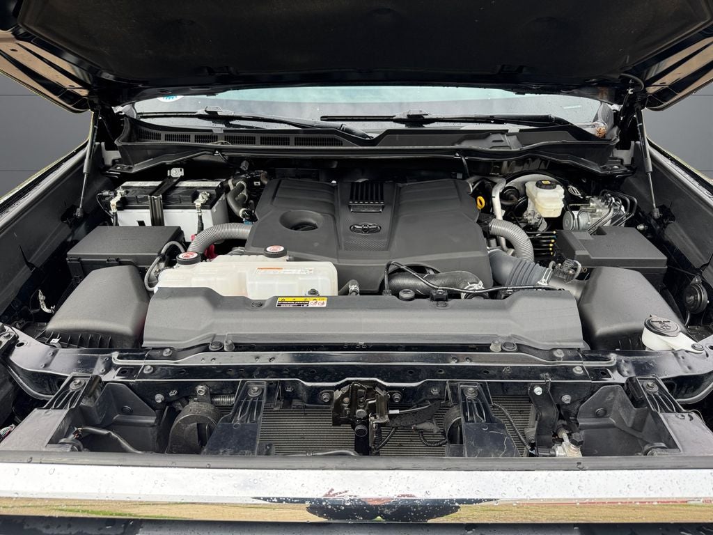 2025 Toyota Tundra SR5 4WD