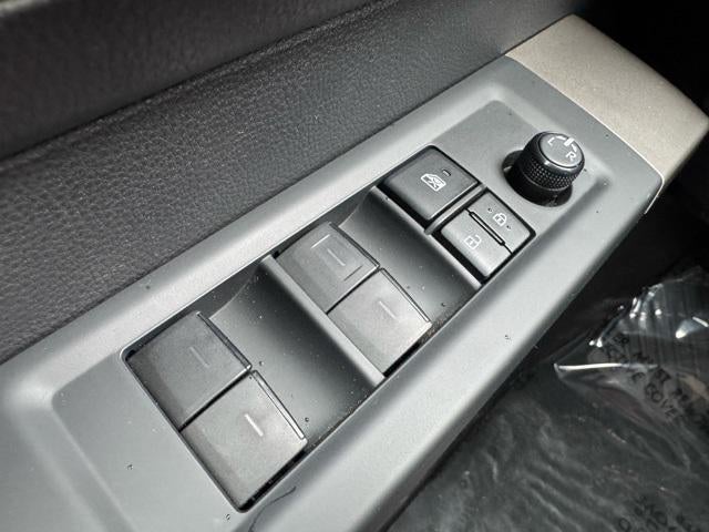 2022 Toyota Tundra SR5 4WD