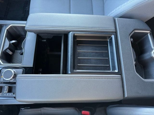 2025 Toyota Tundra SR5 4WD