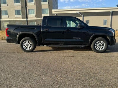 2025 Toyota Tundra SR5 4WD