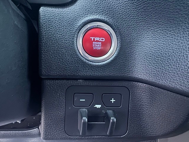 2024 Toyota Tundra SR5 4WD