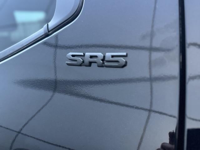 2024 Toyota Tundra SR5 4WD