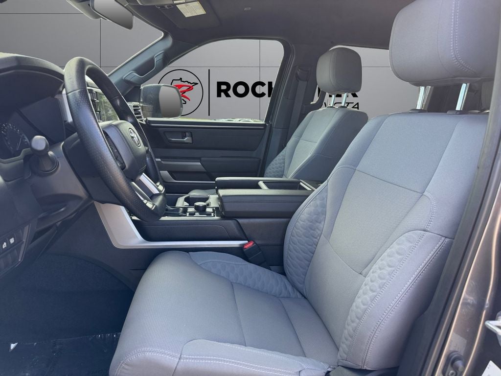2025 Toyota Tundra SR5 4WD
