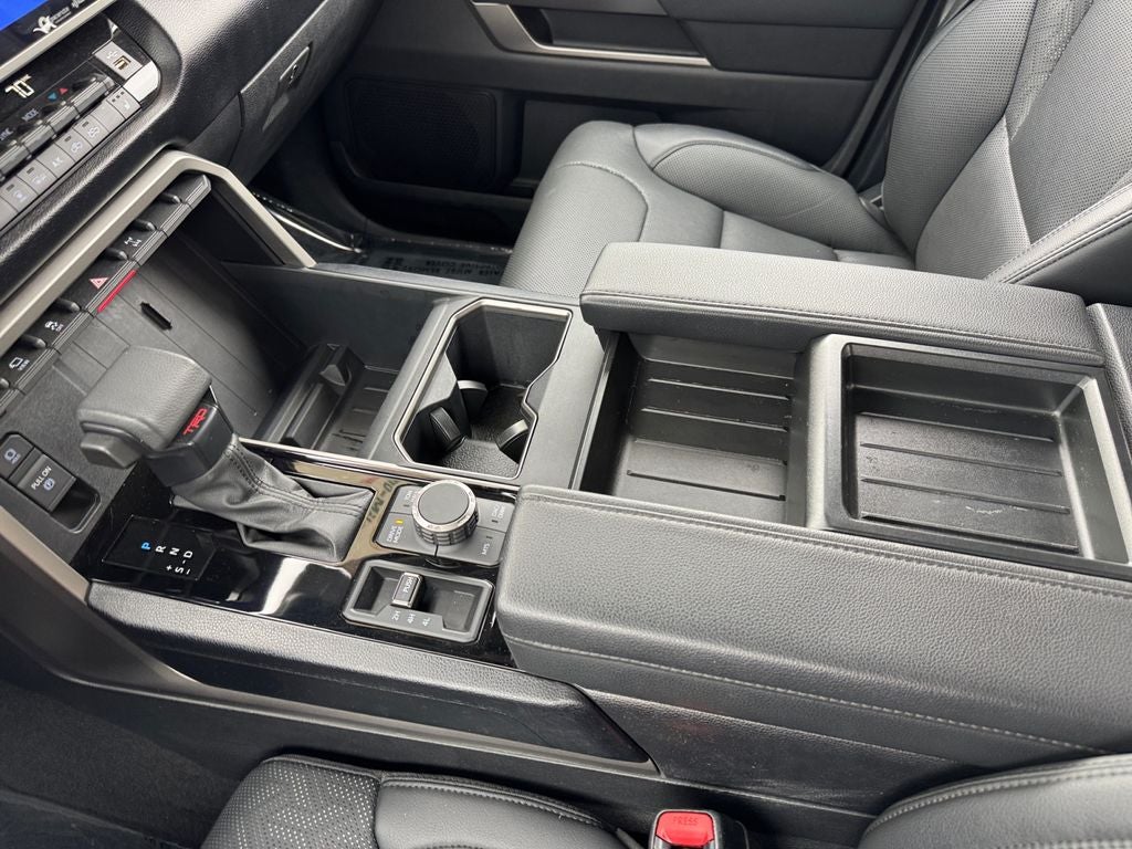2022 Toyota Tundra SR5 4WD