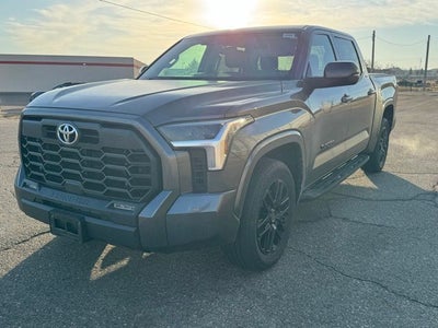 2022 Toyota Tundra SR5 4WD