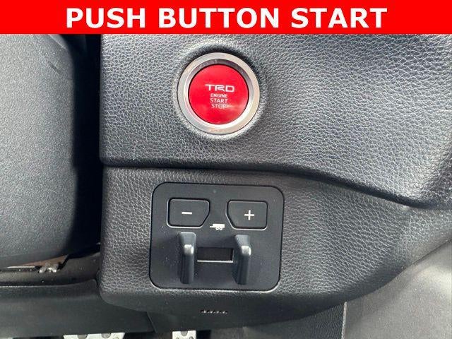 2022 Toyota Tundra SR5 4WD