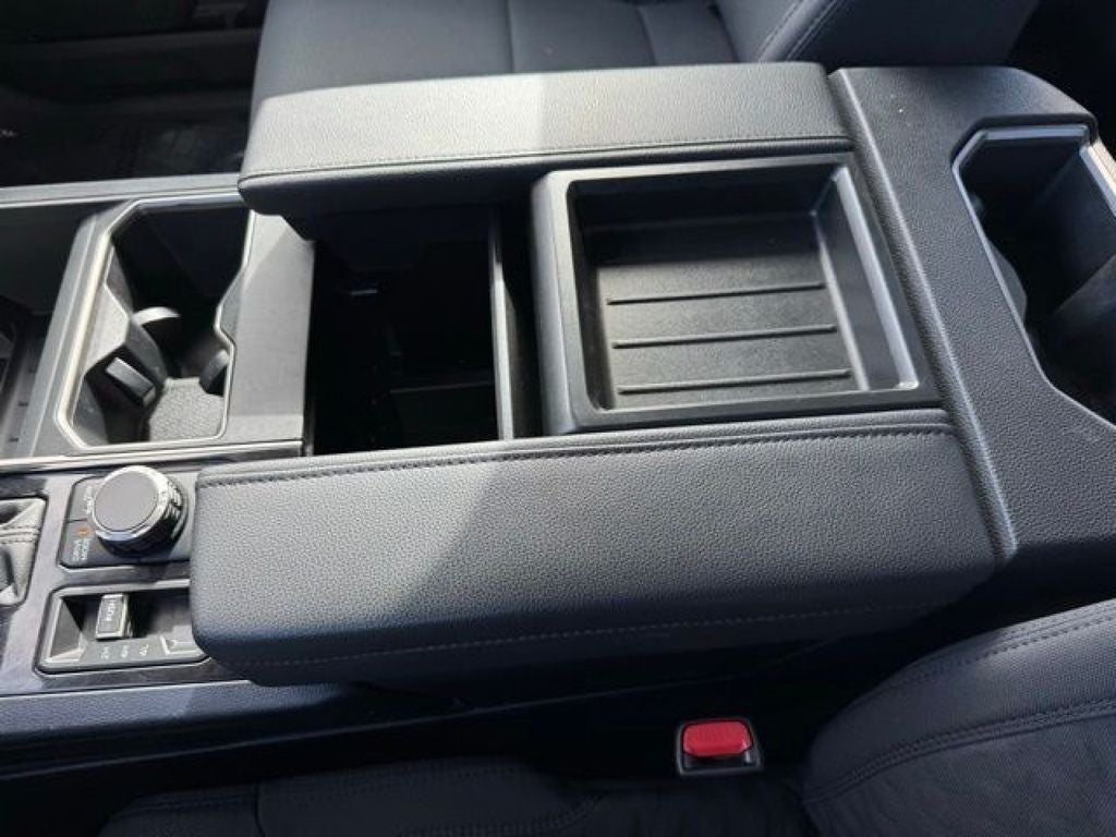 2024 Toyota Tundra SR5 4WD