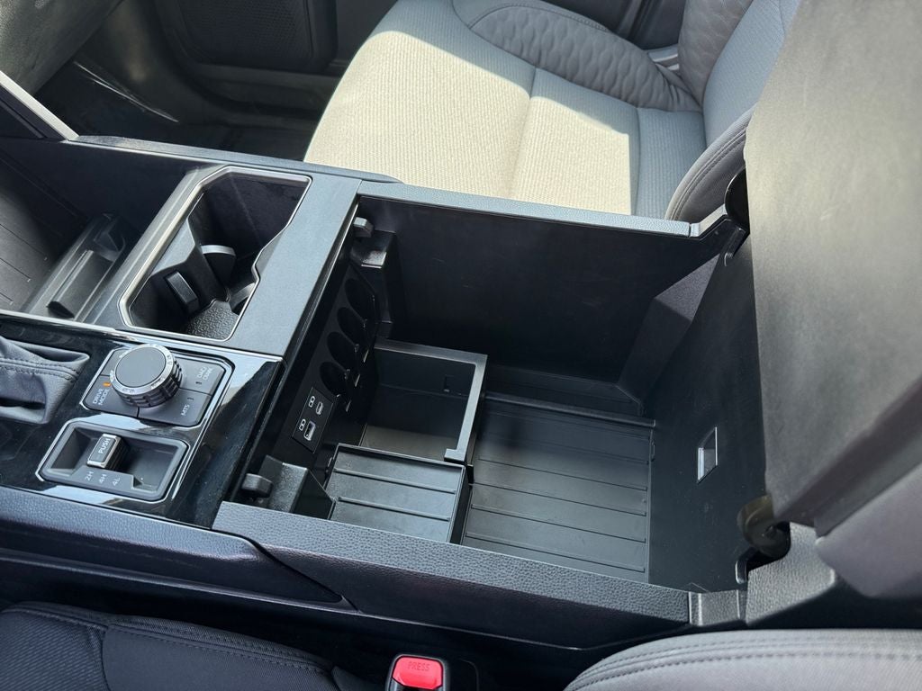 2025 Toyota Tundra SR5 4WD