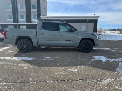 2022 Toyota Tundra SR5 4WD