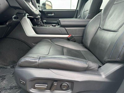 2025 Toyota Tundra Hybrid Platinum 4WD