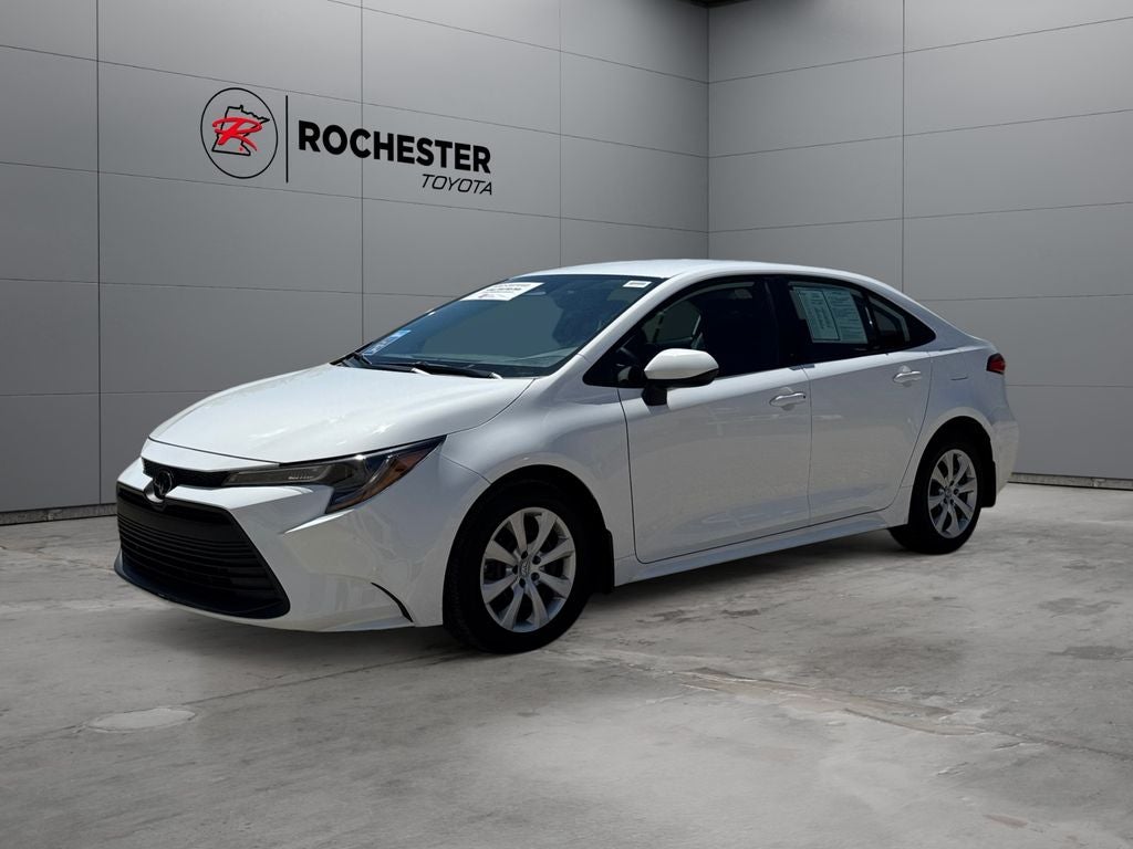 2025 Toyota Corolla LE FWD