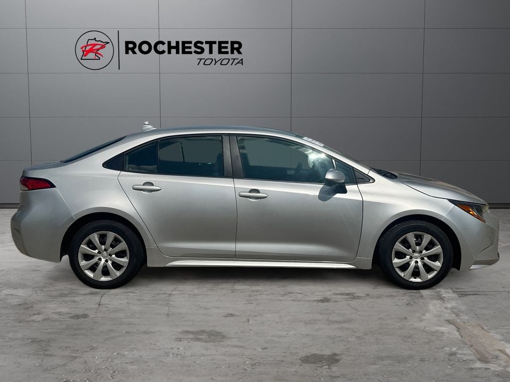 2024 Toyota Corolla LE FWD