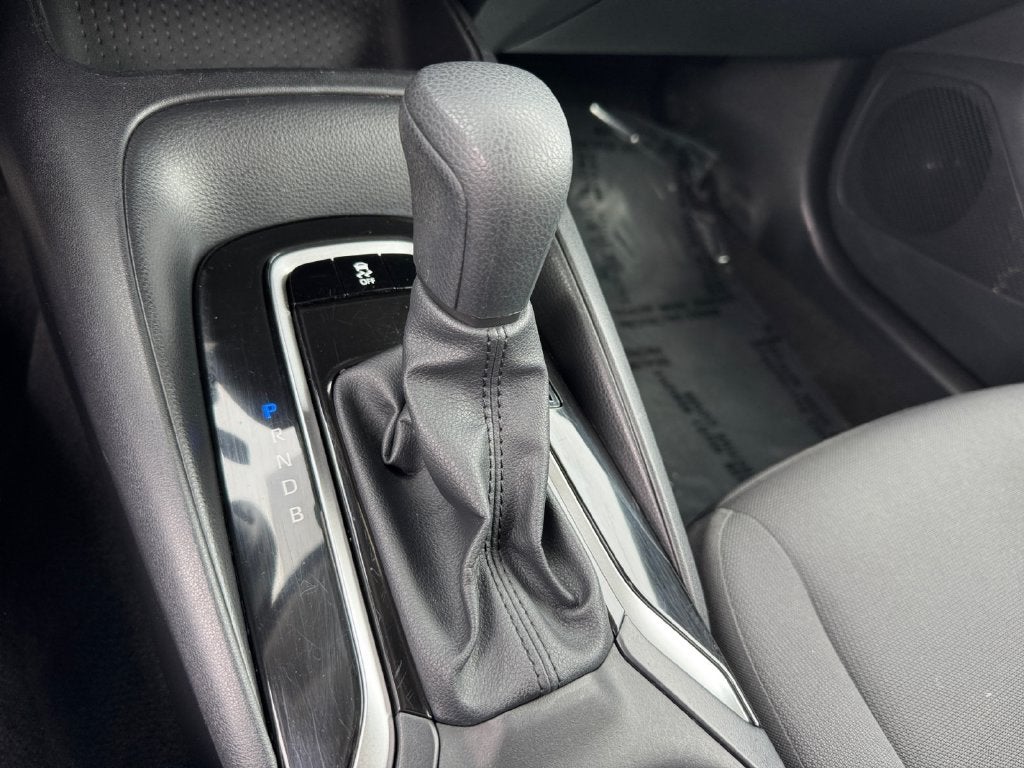 2025 Toyota Corolla LE FWD