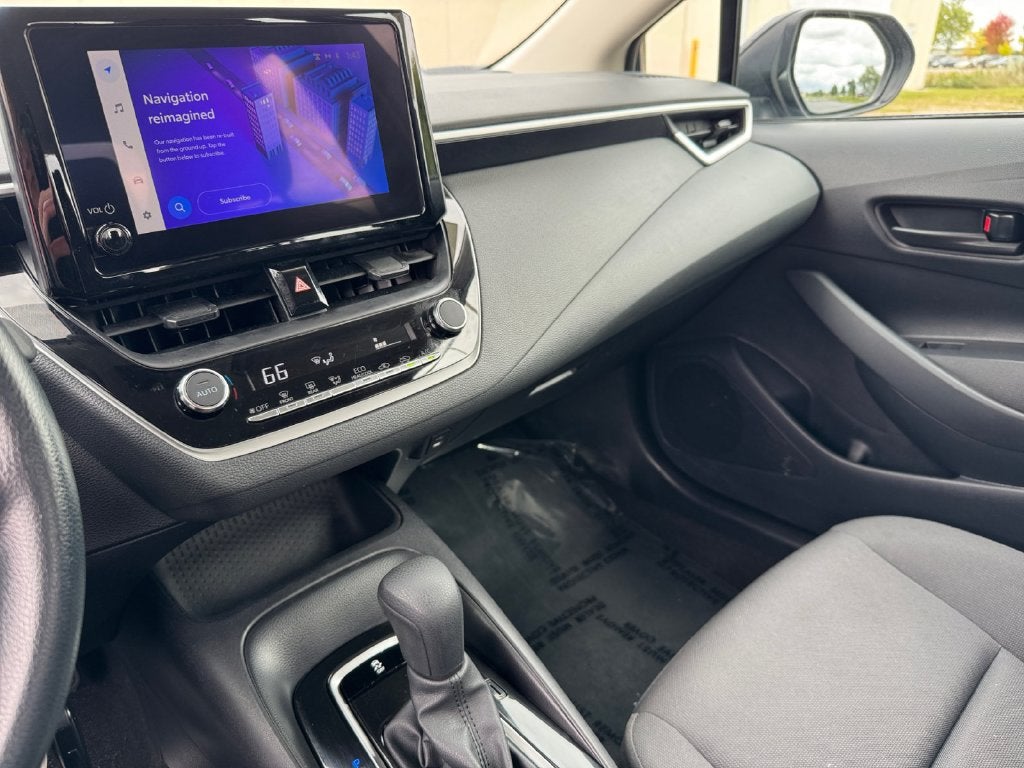 2025 Toyota Corolla LE FWD