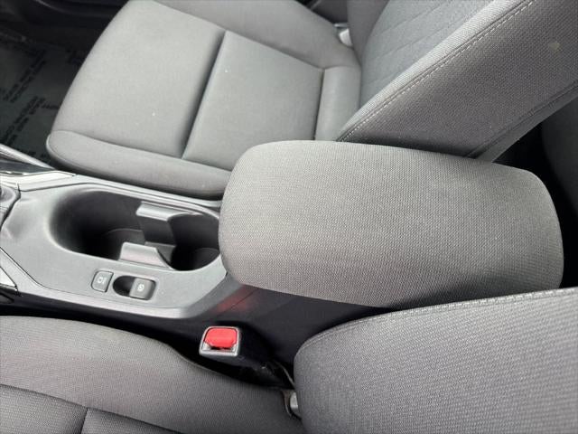 2025 Toyota Corolla LE FWD