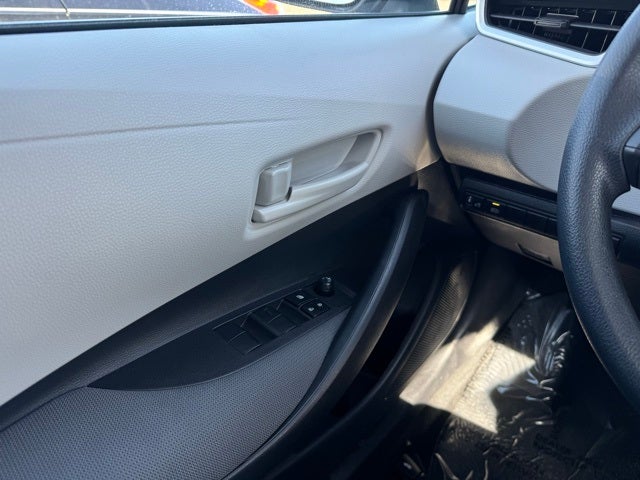 2025 Toyota Corolla LE FWD