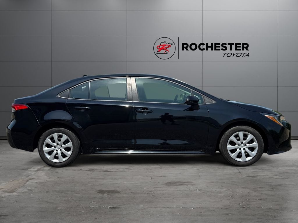 2024 Toyota Corolla LE FWD