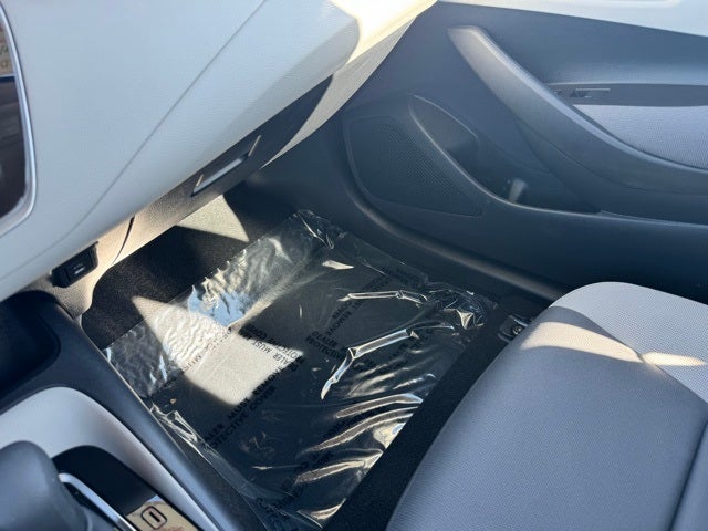 2025 Toyota Corolla LE FWD