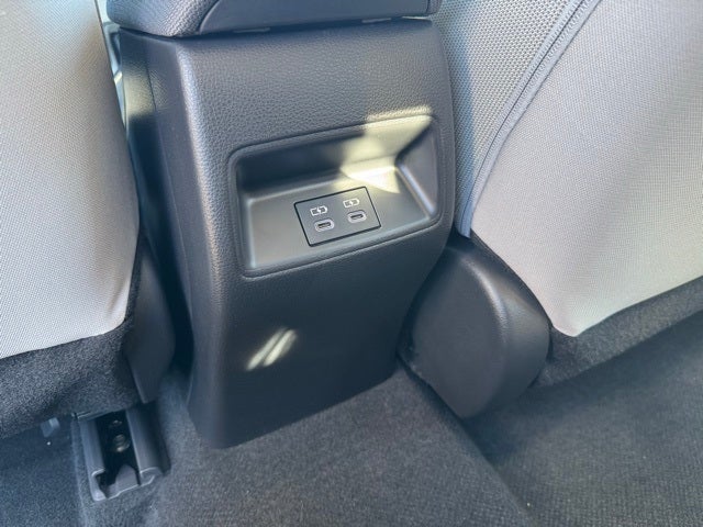 2025 Toyota Corolla LE FWD