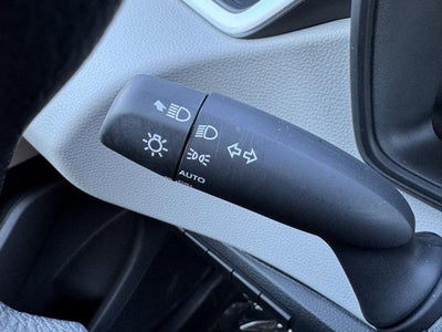 2025 Toyota Corolla LE FWD