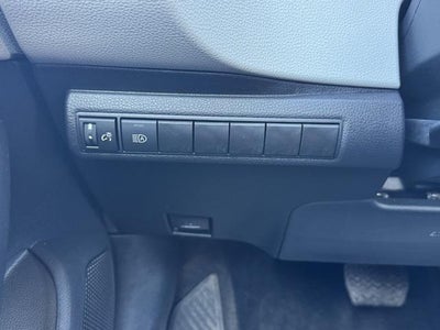 2025 Toyota Corolla LE FWD