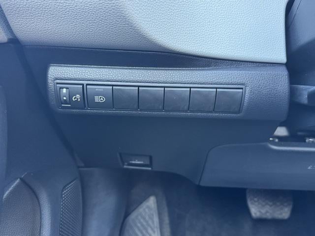 2025 Toyota Corolla LE FWD