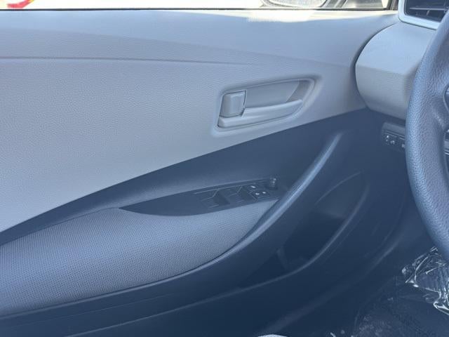 2025 Toyota Corolla LE FWD