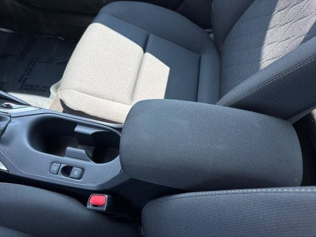 2025 Toyota Corolla LE FWD