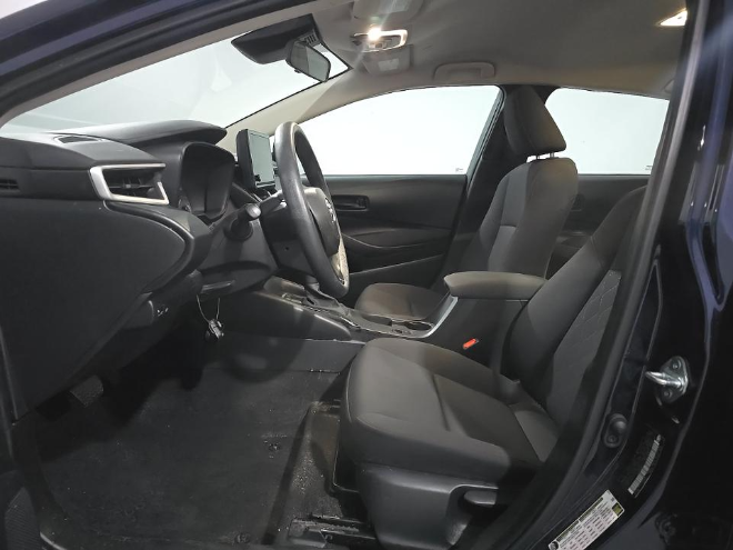 2025 Toyota Corolla LE FWD
