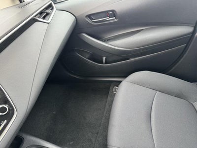 2022 Toyota Corolla LE FWD