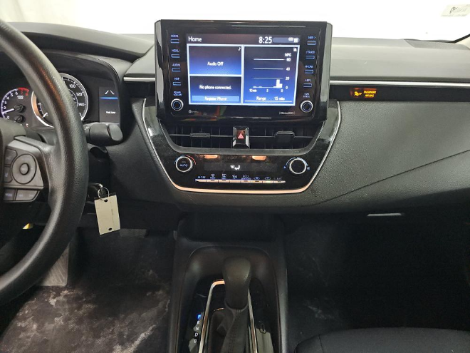 2022 Toyota Corolla LE FWD